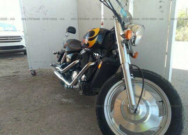 Honda VT1100C2 (SHADOW SABRE)