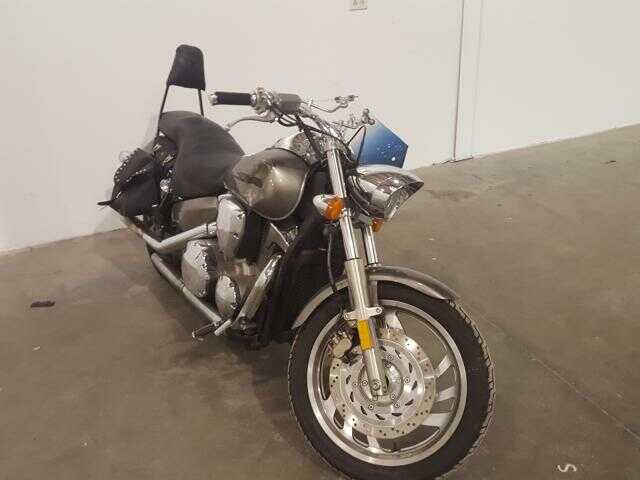 Honda VTX1300C (VTX)