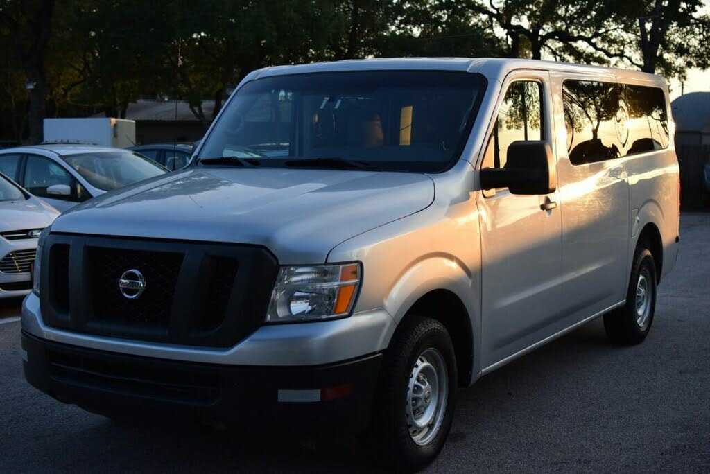 Nissan NV3500
