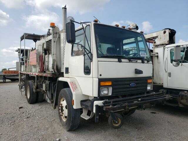 Ford CF8000