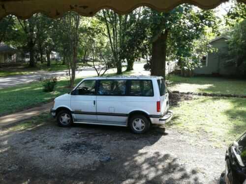 GMC Safari