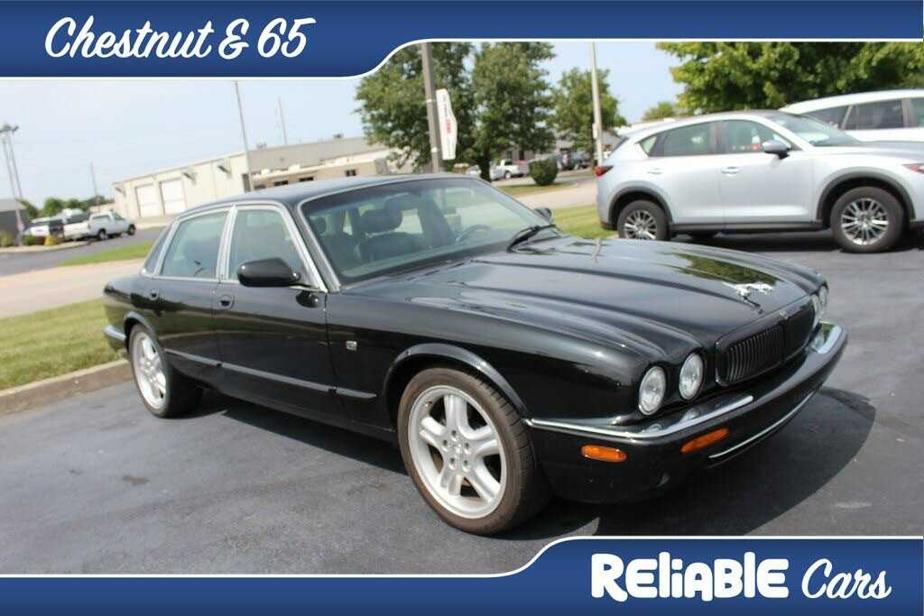 Jaguar XJ