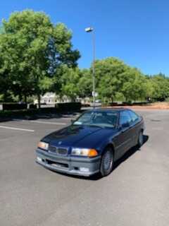 BMW 325iS