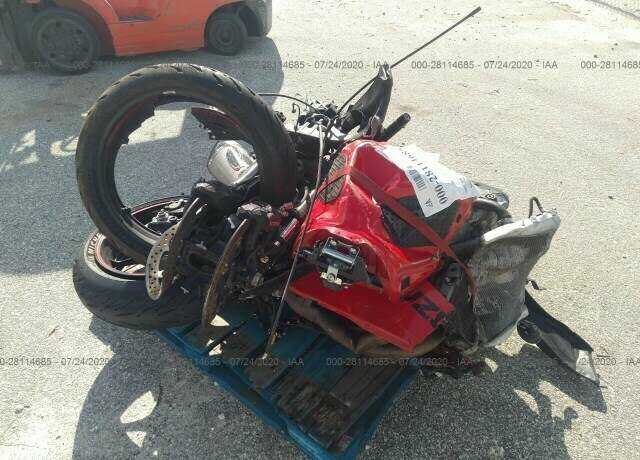 Suzuki GSX-R1000L7/GSX-R1000AL7