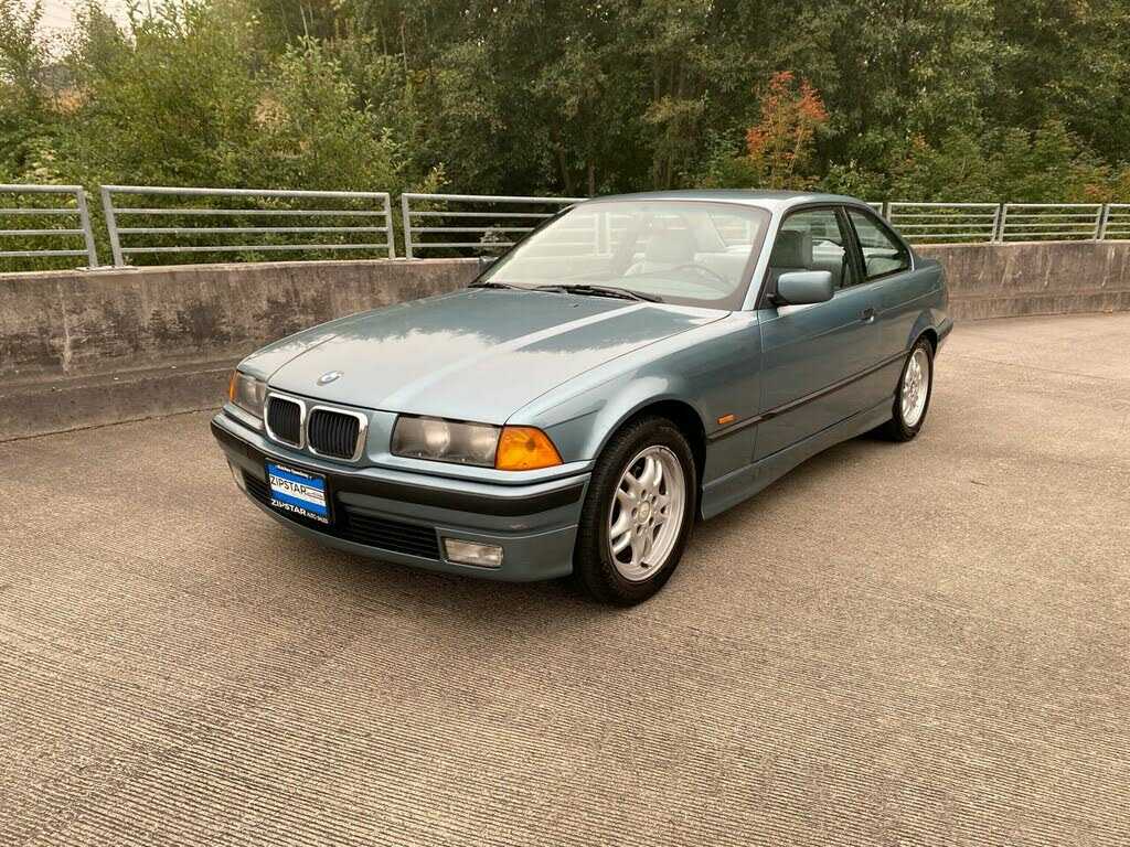 BMW 328iS