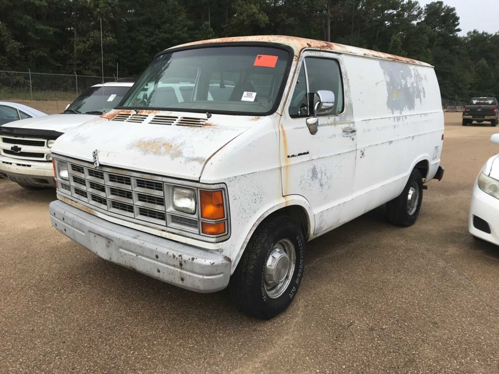 Dodge Ram Van