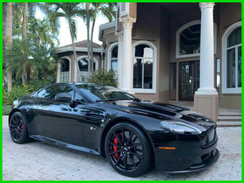 Aston Martin V12 Vantage