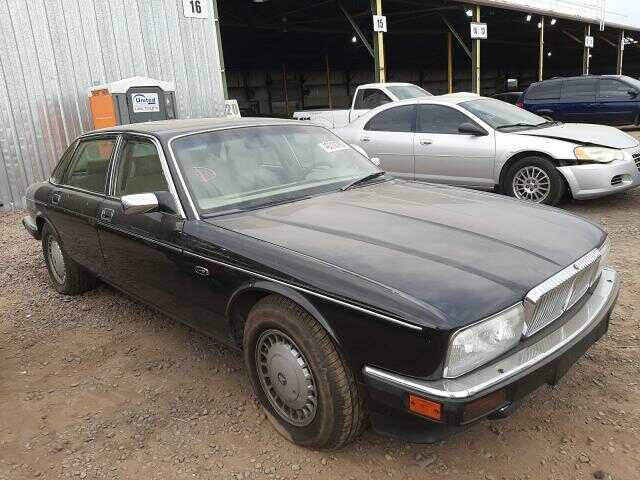 Jaguar XJ6