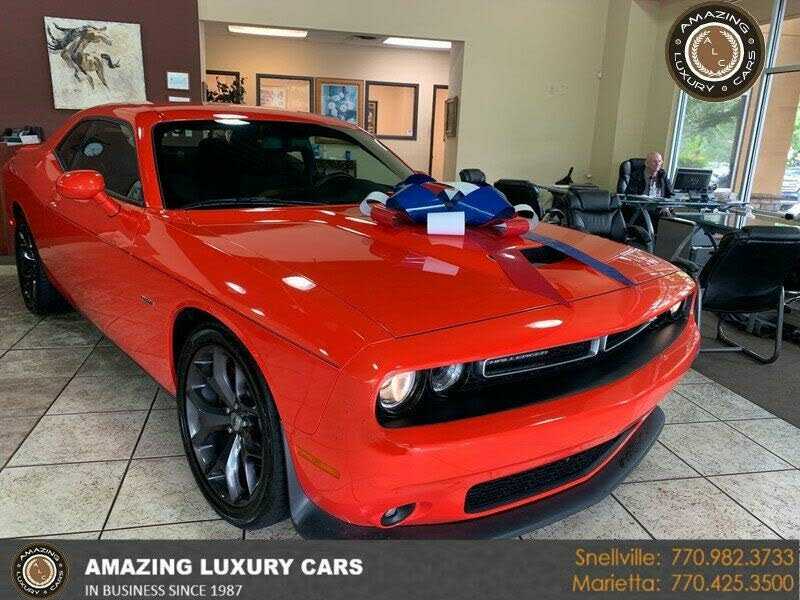 2019 DODGE Challenger