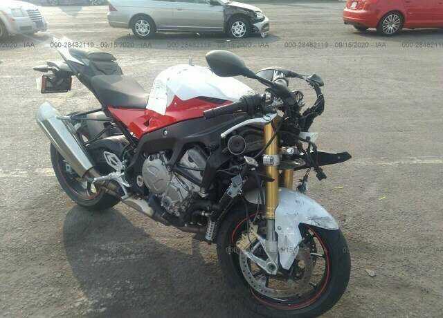 BMW S 1000 RR