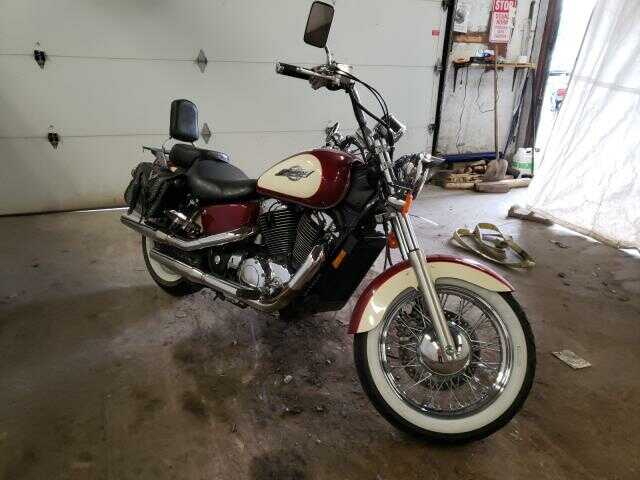 Honda VT1100C2 (SHADOW ACE)