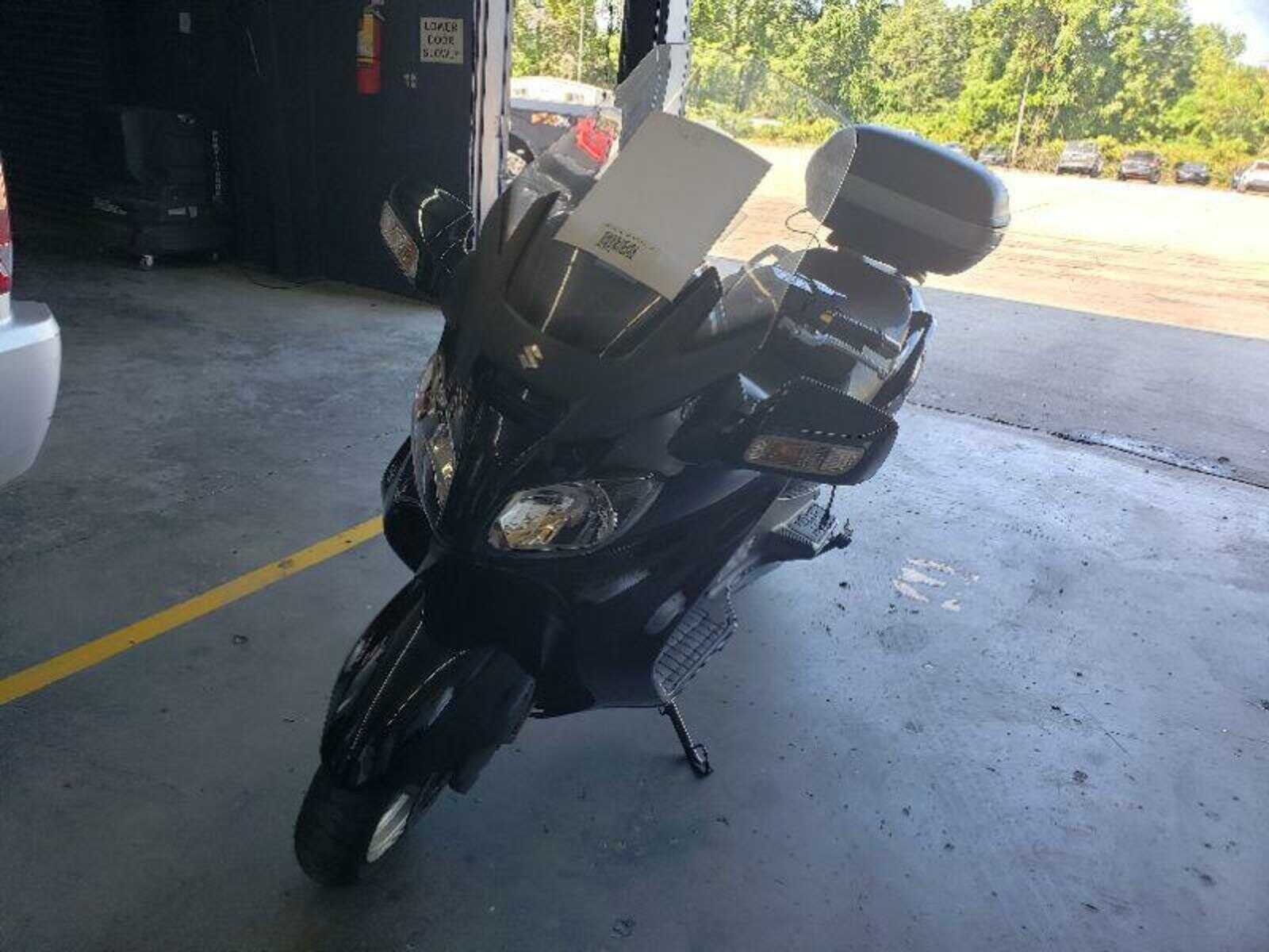 Suzuki AN650AL
