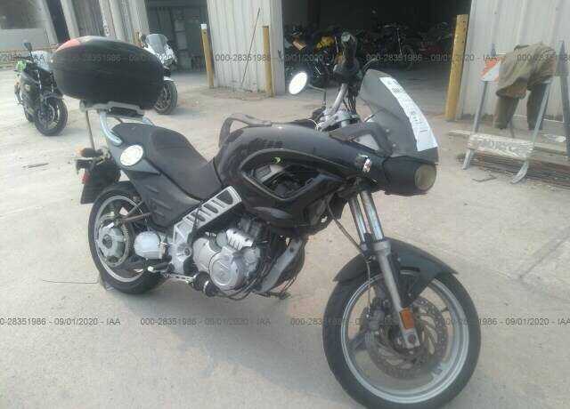 BMW F 650 CS