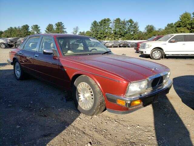 Jaguar XJ12