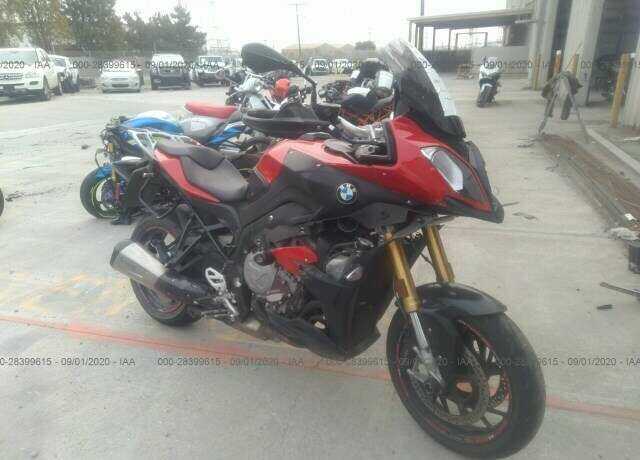BMW S 1000 XR