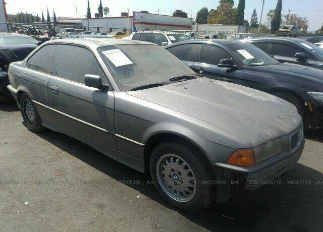 BMW 325iS