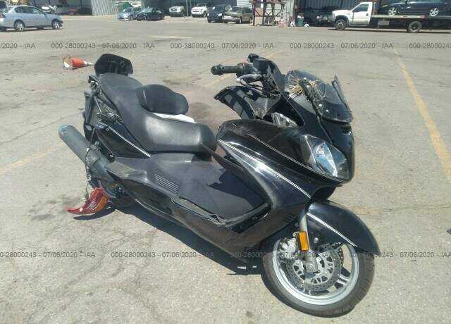 Suzuki AN650K