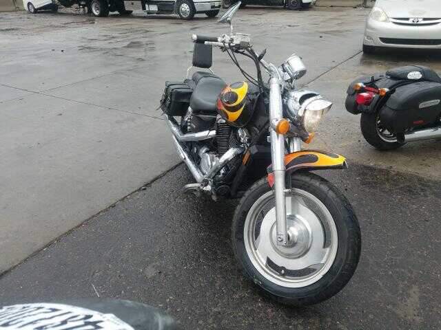 Honda VT1100C2 (SHADOW SABRE)