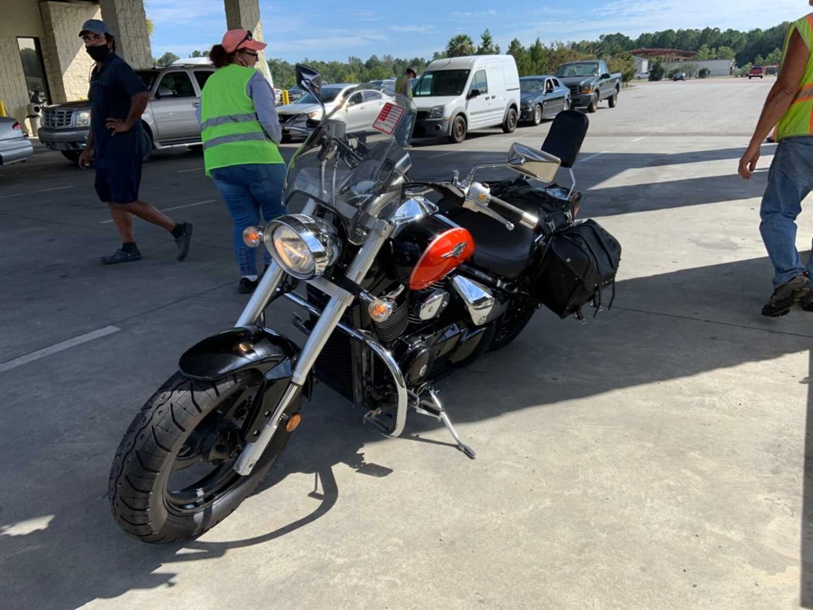 Suzuki VZ800/VZ800Z