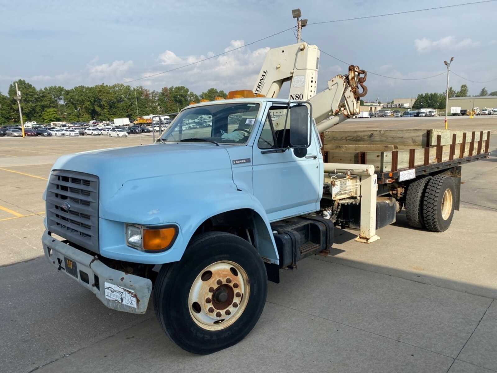 Ford F-800