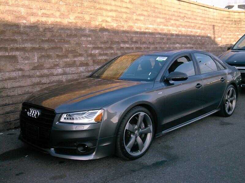 Audi S8