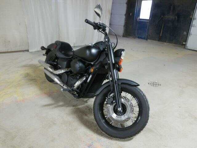 Honda VT750 (Shadow Phantom)