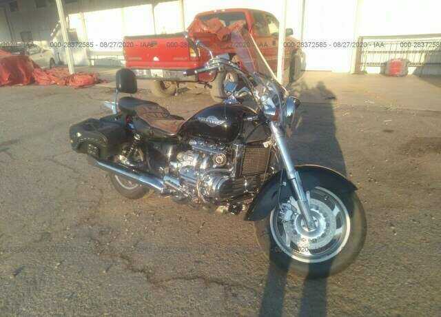 Honda GL1500C (VALKYRIE)