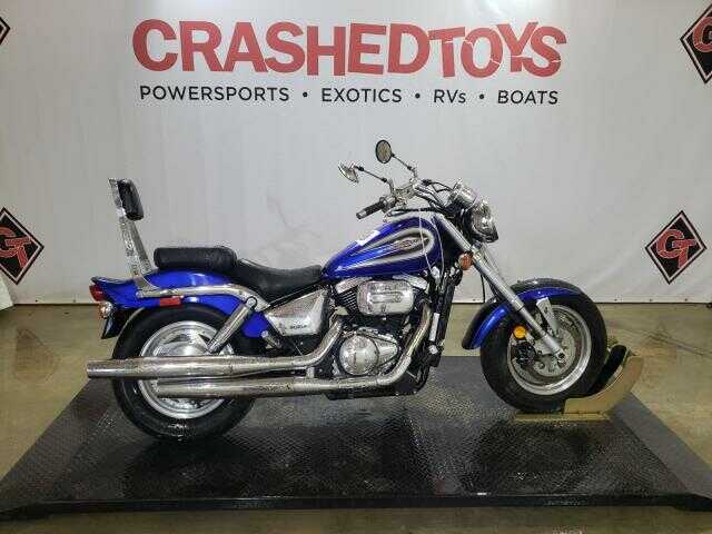 Suzuki VZ800