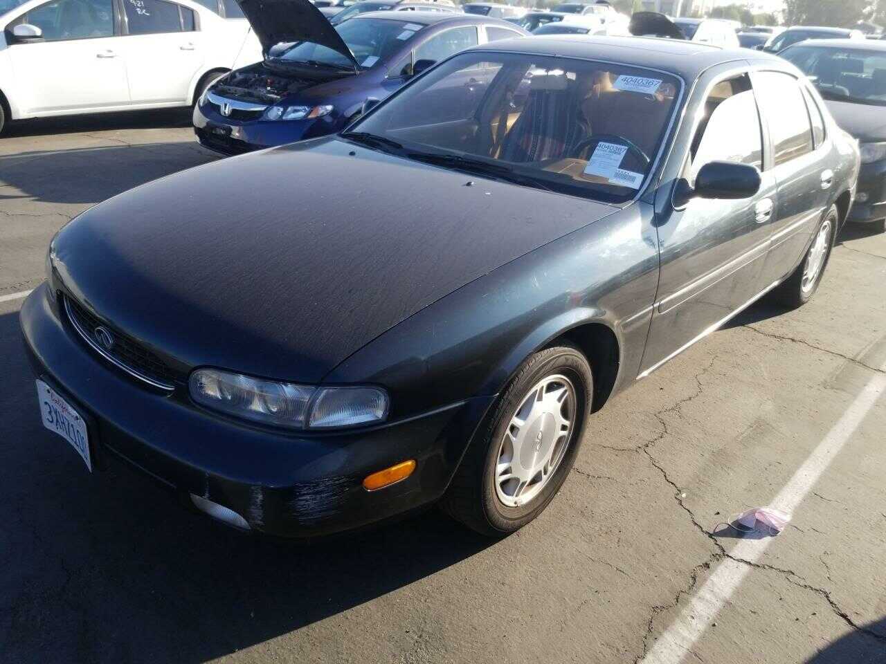 Infiniti J30