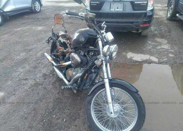 Honda VT600C (SHADOW VLX)