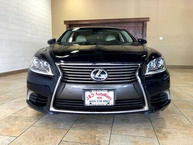 2013 Lexus LS