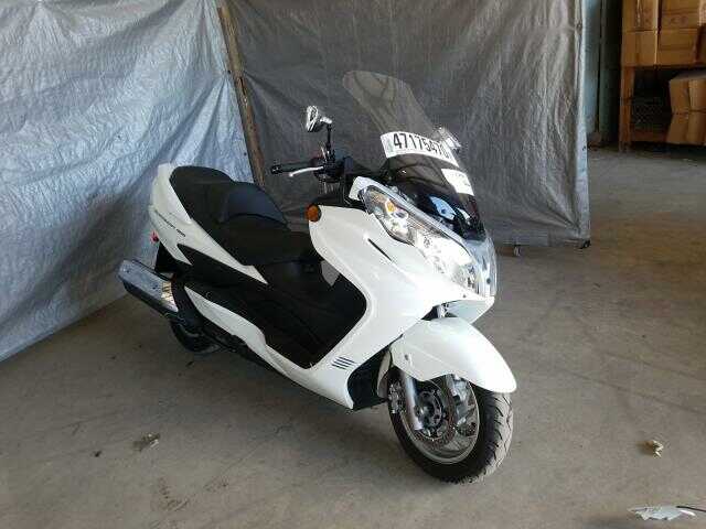Suzuki AN400