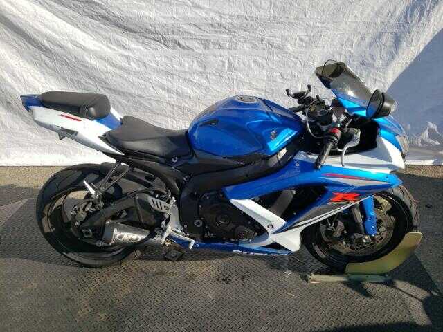 Suzuki GSX-R750