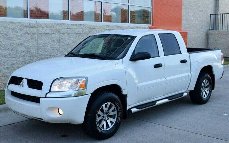 Mitsubishi Raider