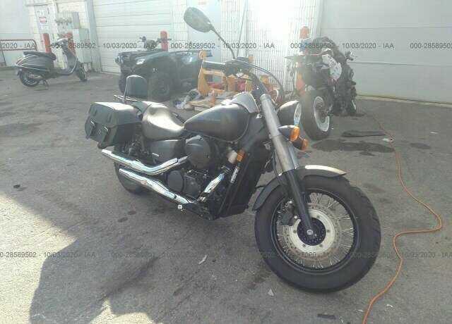 Honda VT750 (Shadow Phantom)