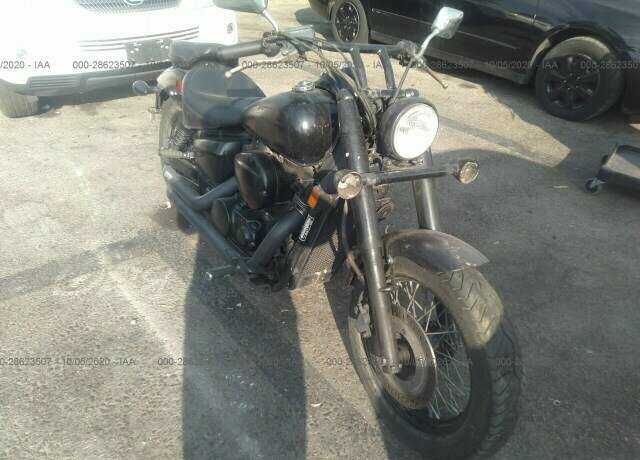 Honda VT750 (Shadow Phantom)