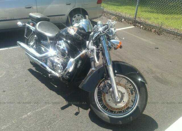 Honda VT750 (Shadow Aero)