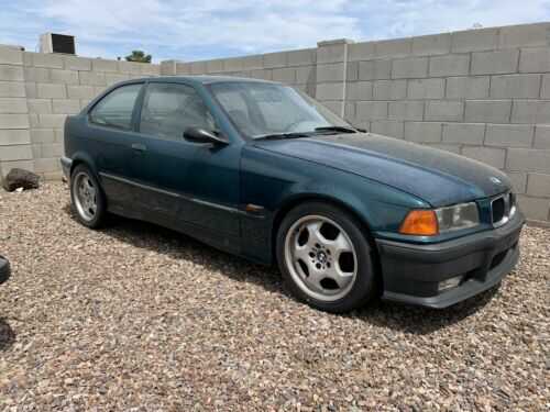 BMW 318ti