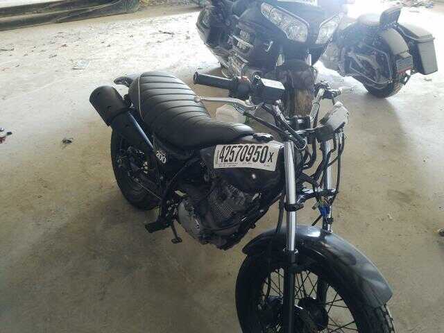 Suzuki RV200L7