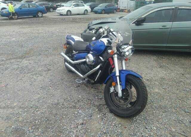 Suzuki VZ800