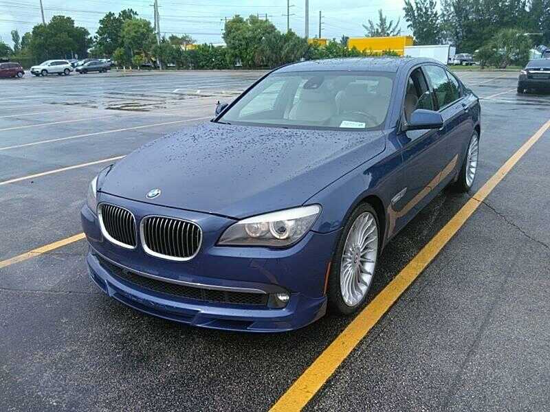 BMW 750i