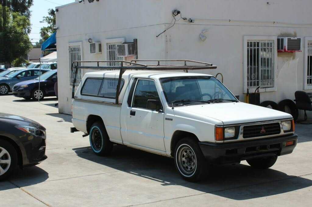 Mitsubishi Mighty Max