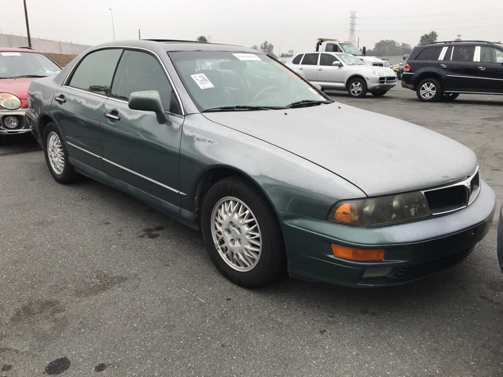 Mitsubishi Diamante
