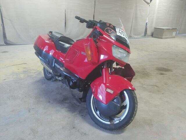 Honda PC800 (PACIFIC COAST)