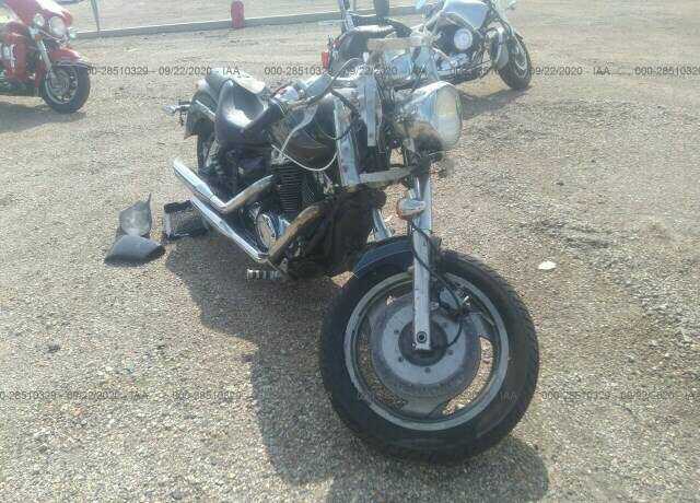 Honda VT1100C2 (SHADOW SABRE)