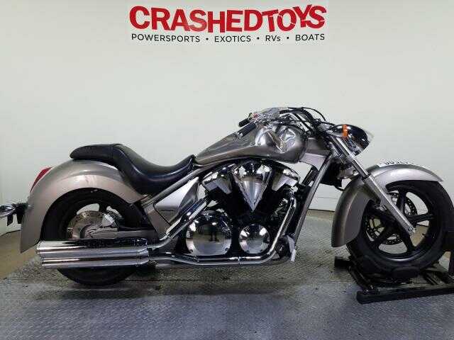 Honda VT1300 (Stateline)