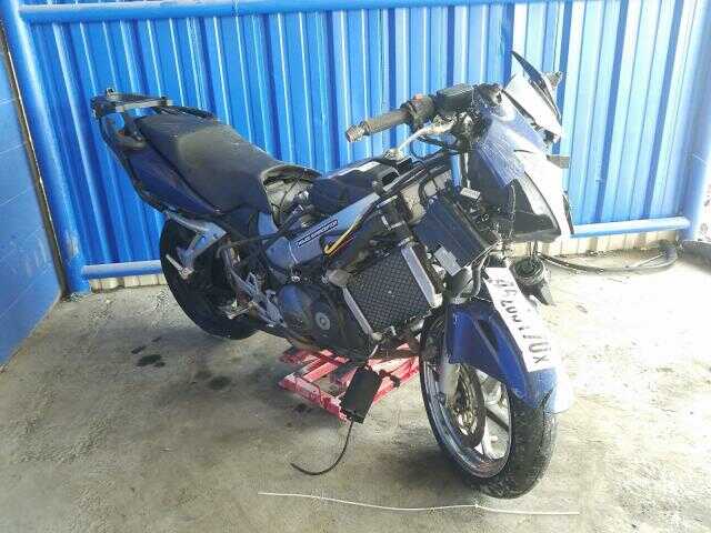 Honda VFR800A (INTERCEPTOR)