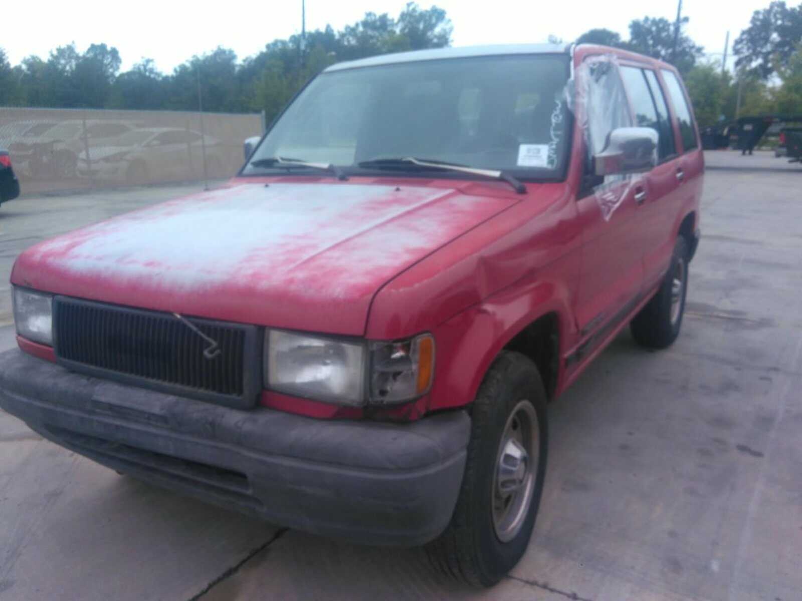 Isuzu Trooper