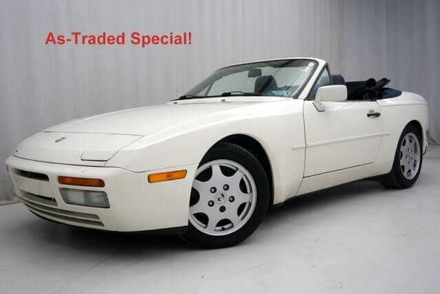Porsche 944