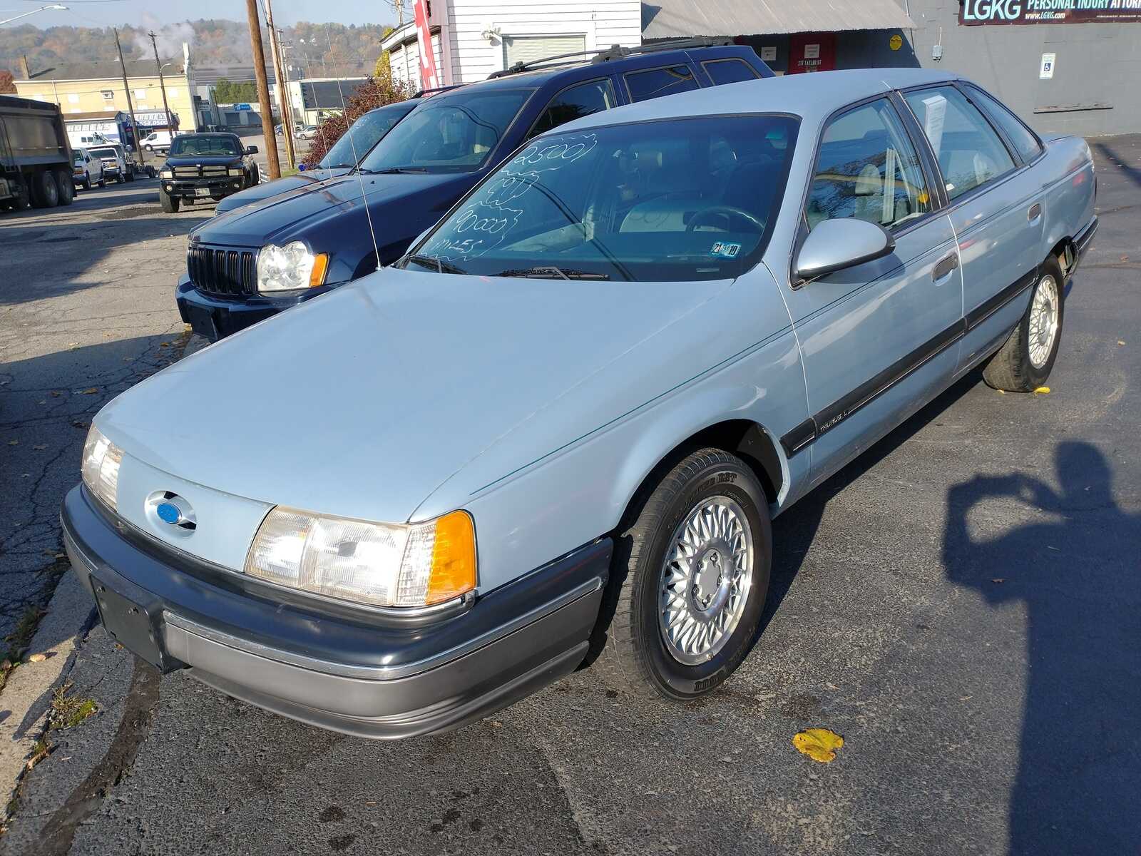 Ford Taurus